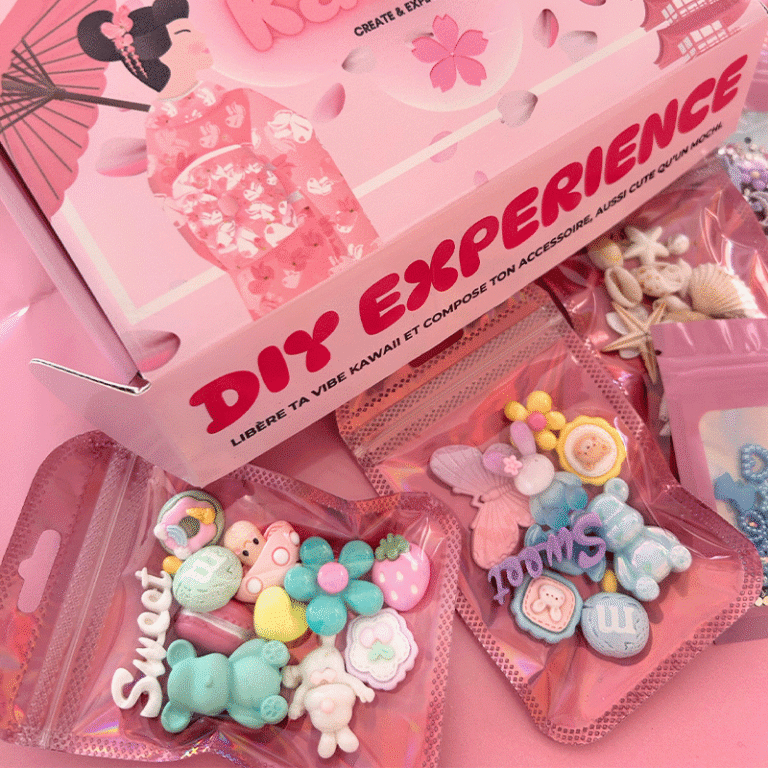 Coffret Box DIY coque de téléphone decoden style kawaii japonais